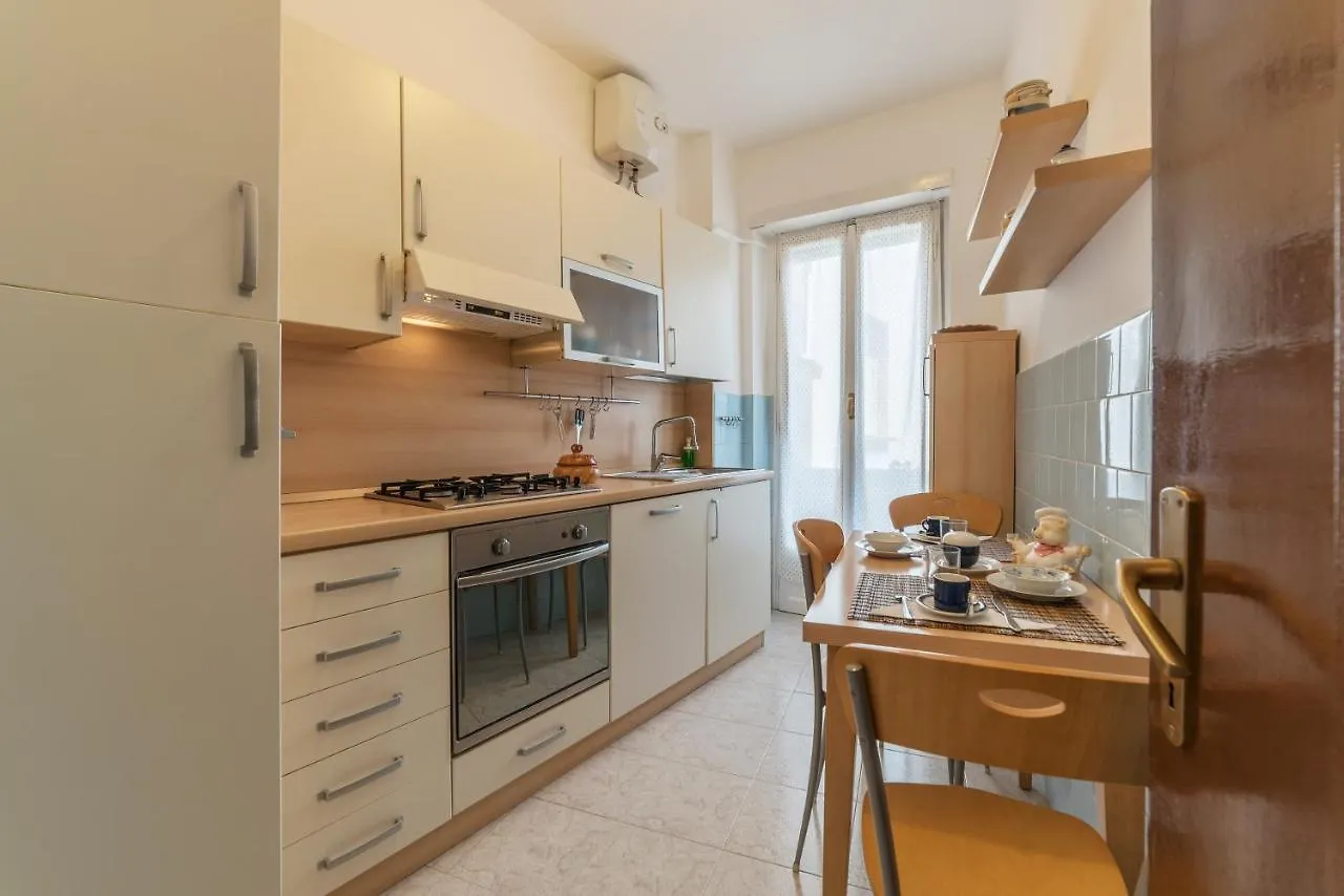 San Giovanni Apartment With Balcony Rome