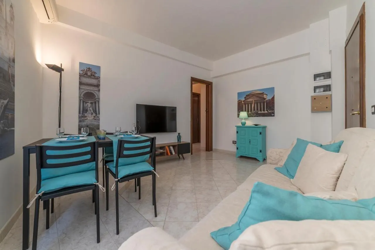 San Giovanni Apartment With Balcony Rome Italy