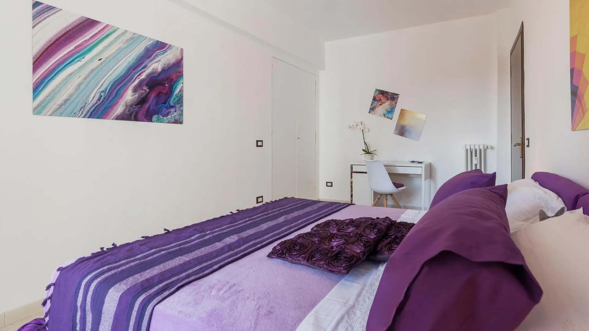 San Giovanni Apartment With Balcony Rome