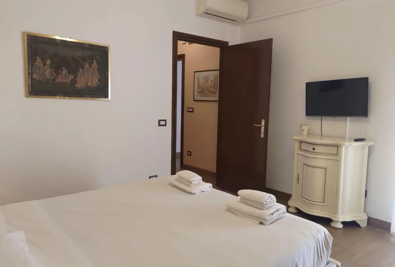 San Giovanni Apartment With Balcony Rome 0*,  Italy