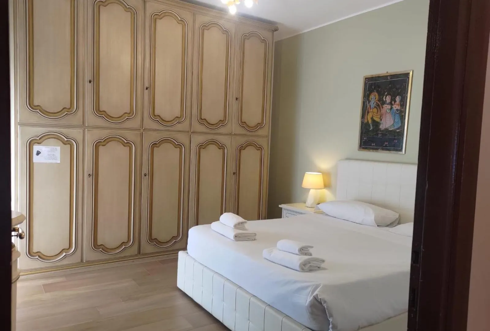 San Giovanni Apartment With Balcony Rome